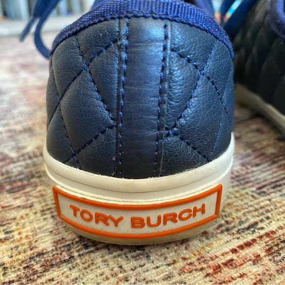 Tory Burch Leather Lace-up Quilted Sneakers - Picture 5 of 8